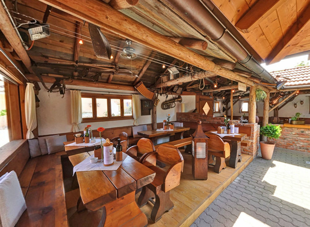 Hotel-Restaurant Gasthaus Bonimeier Niedergottsau Экстерьер фото
